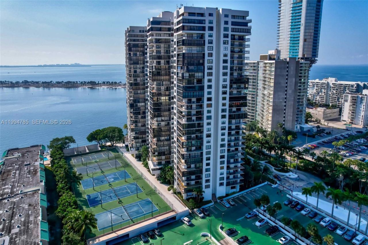2333 Brickell Ave, Unit 305, Miami, FL 33129 Photo