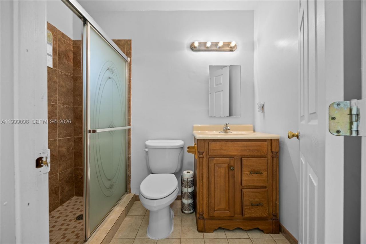 Please Call For Address, Miami, FL 33167 Photo