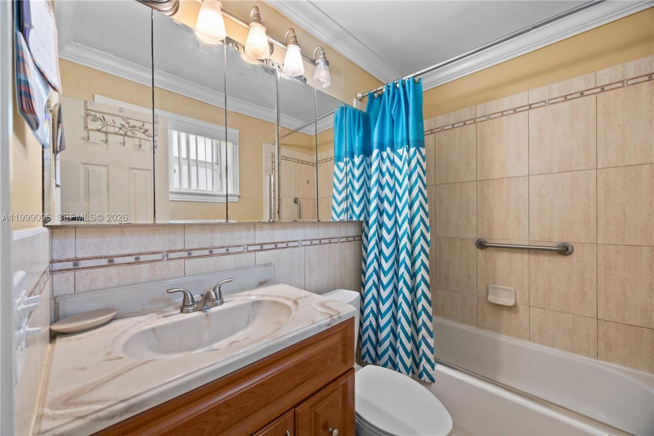 Please Call For Address, Miami, FL 33167 Photo