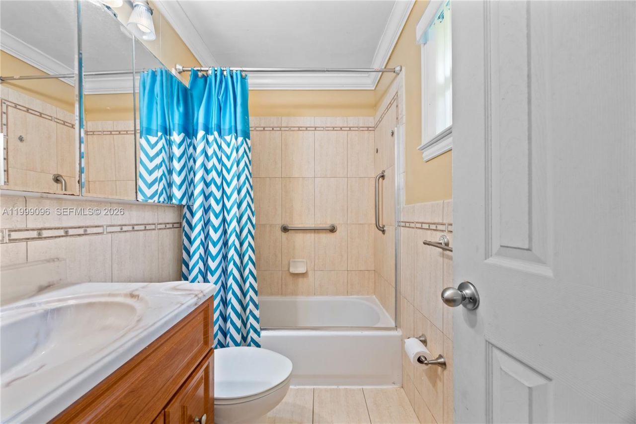 Please Call For Address, Miami, FL 33167 Photo