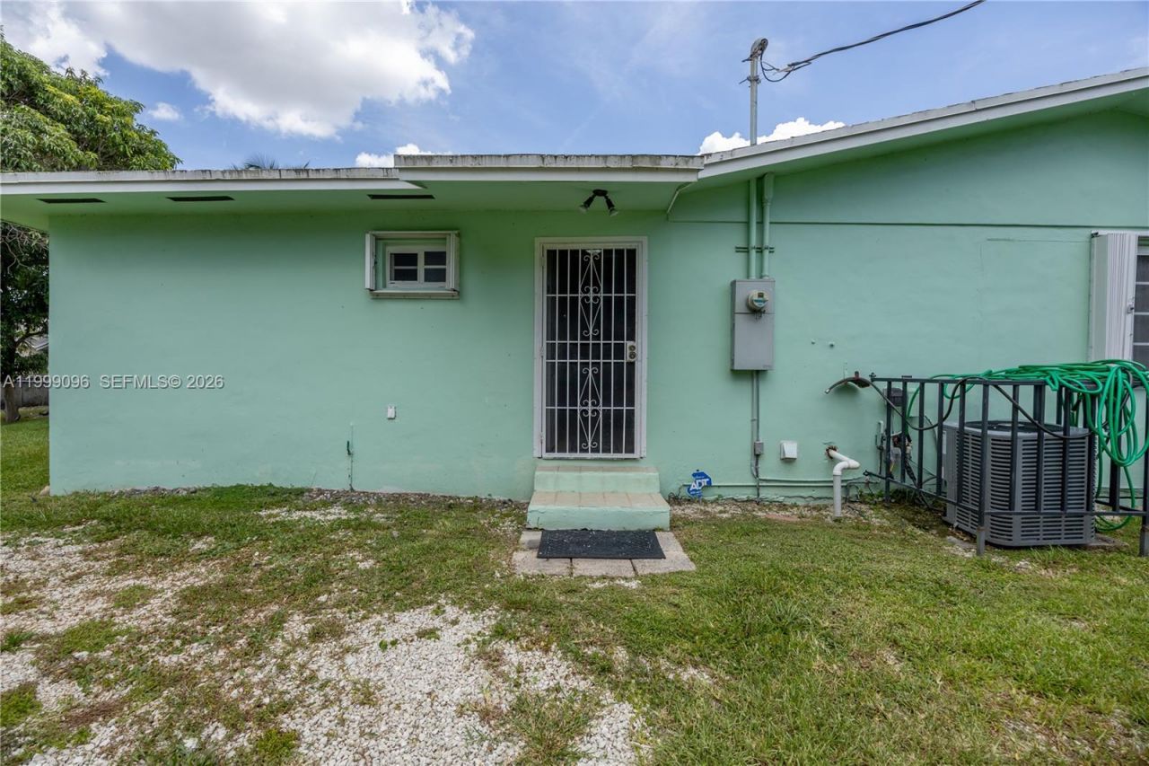 Please Call For Address, Miami, FL 33167 Photo