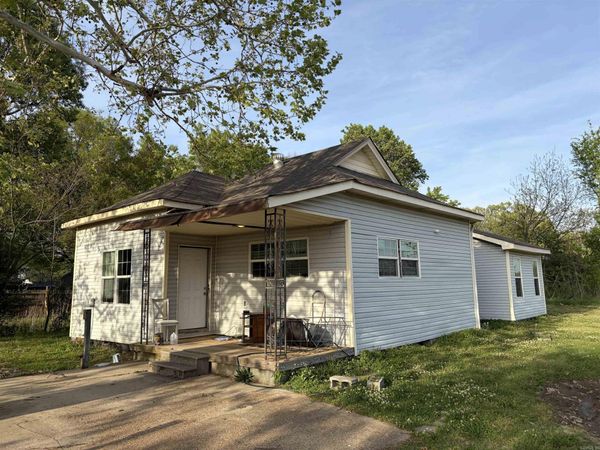 300 Kelly Street , Wynne, AR 72396