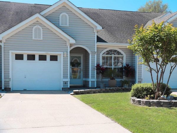 1462 Tiger Lake Dr, Gulf Breeze, FL 32563