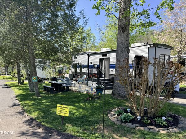 4229 E Parkway #223, Gatlinburg, TN 37738