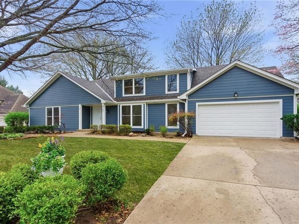 2121 W 120th Street, Leawood, KS 66209