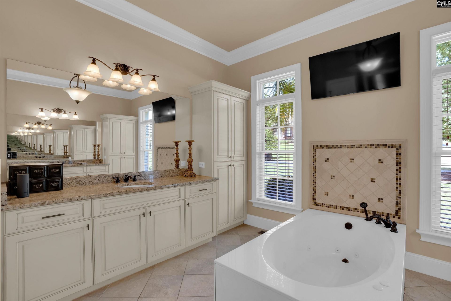 149 Lakeport Drive Photo 22