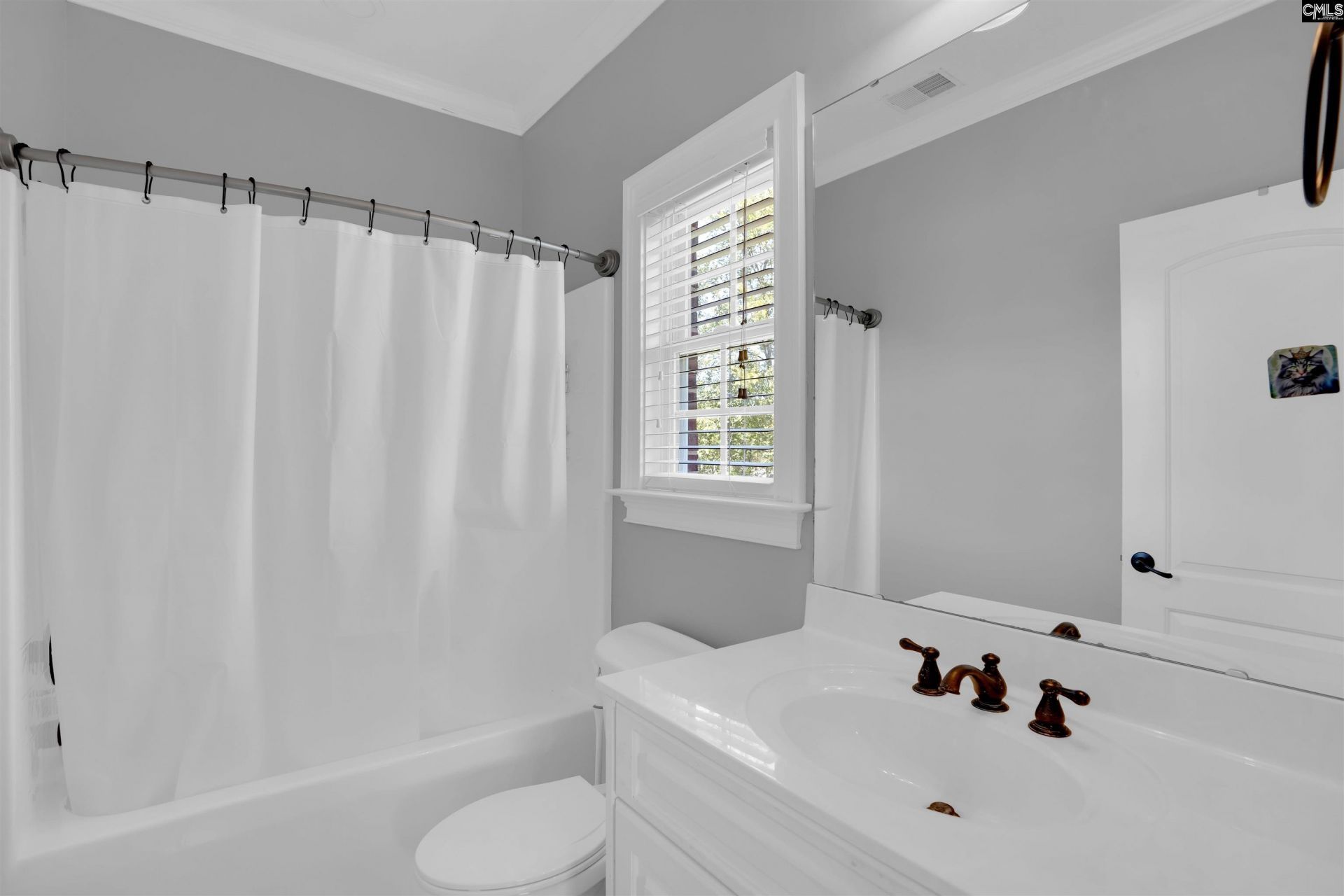 149 Lakeport Drive Photo 33