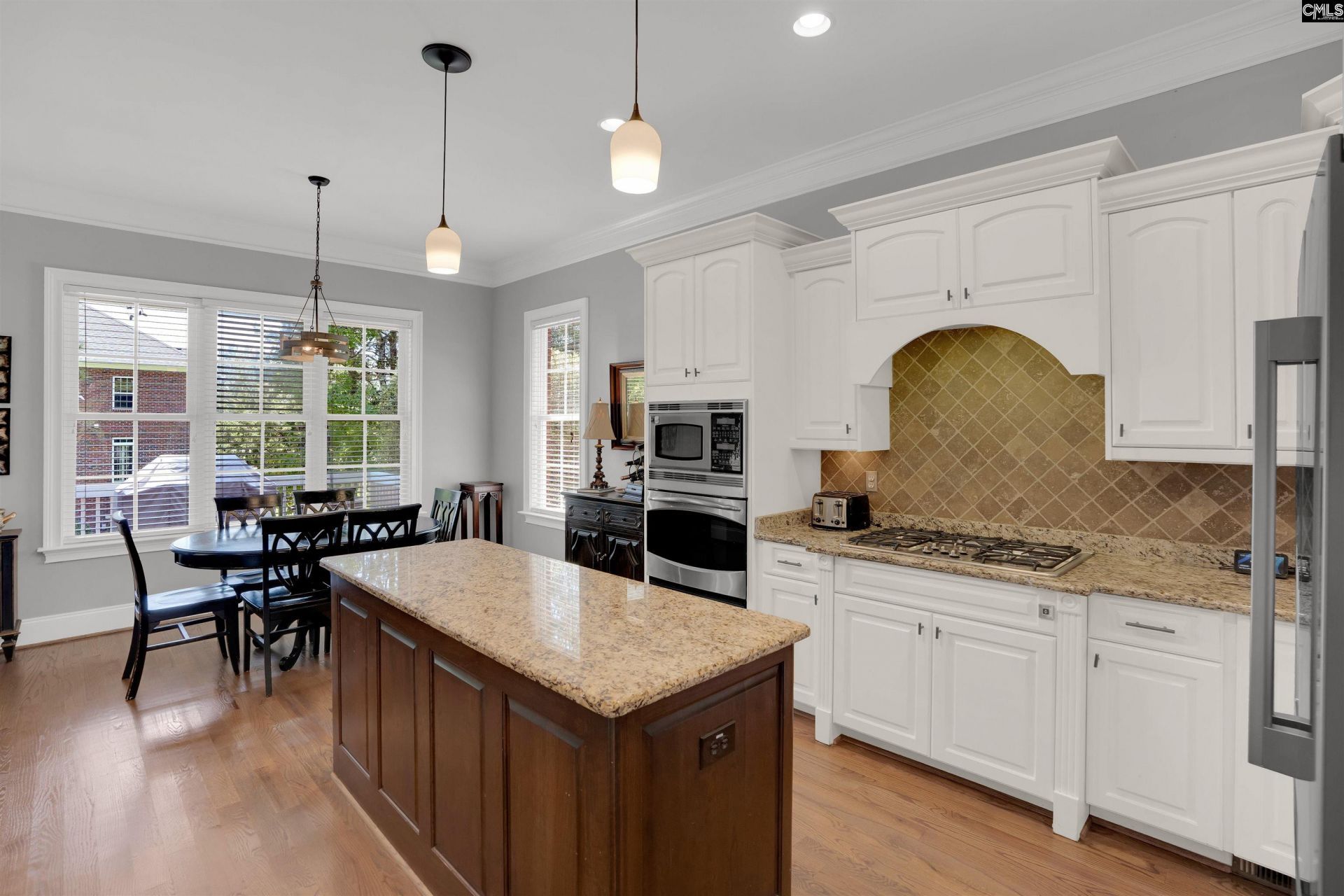 149 Lakeport Drive Photo 6