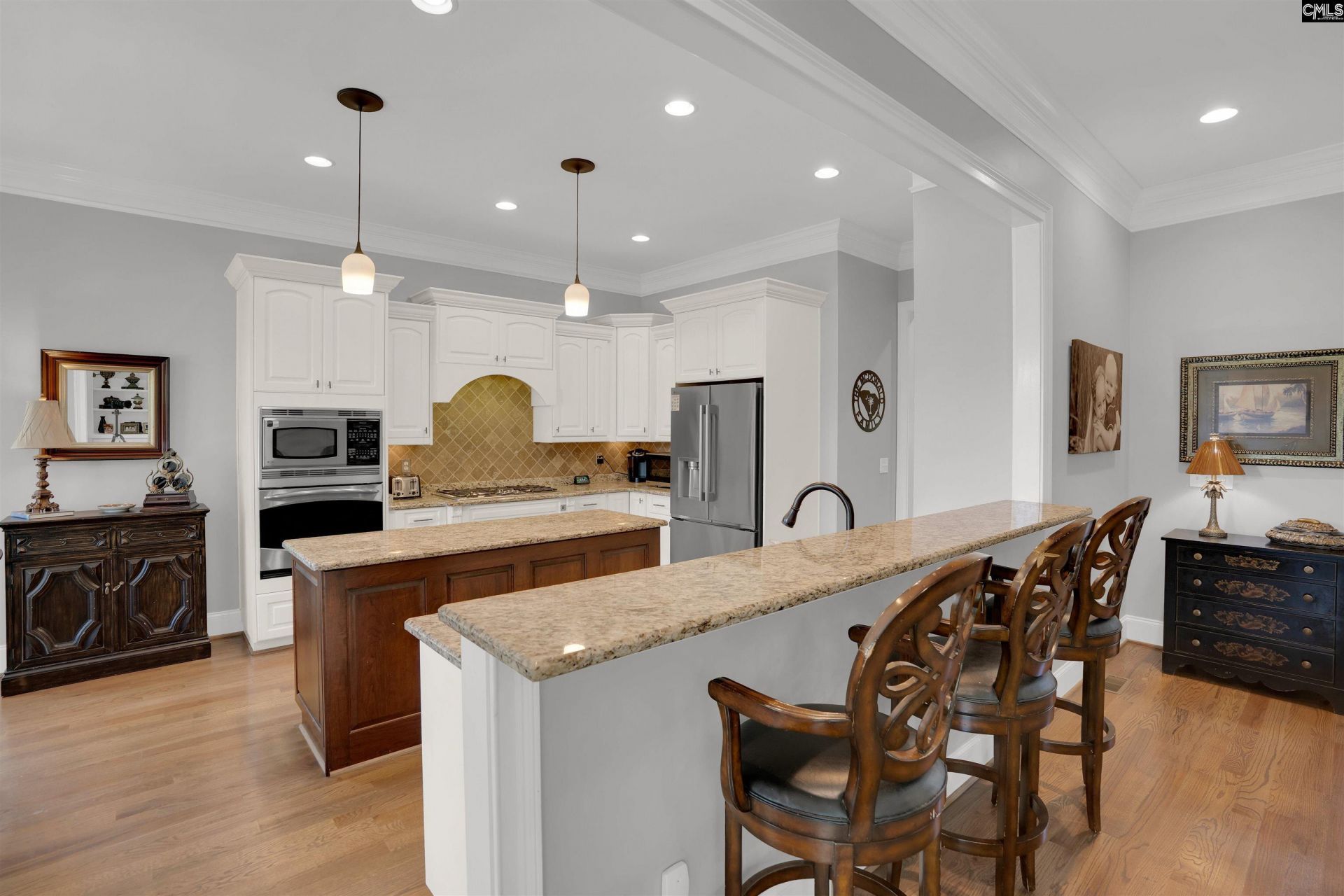 149 Lakeport Drive Photo 9