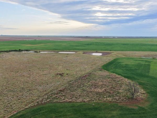 000 E 1830 Road, Chattanooga, OK 73528