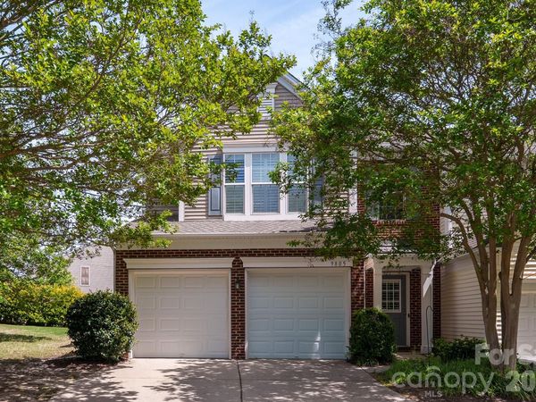 9805 Carson Whitley Avenue, Charlotte, NC 28277