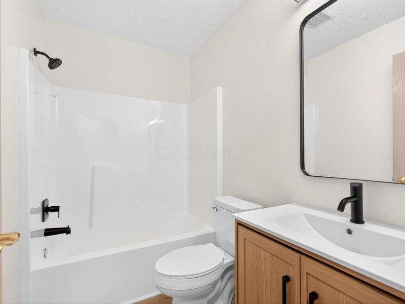 2064 Waymont Road, Columbus, OH 43229 Photo 17