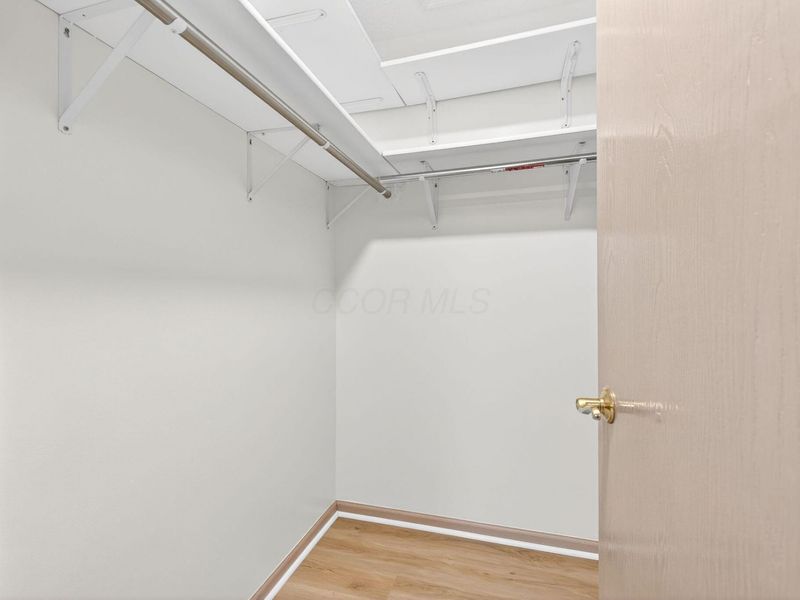 2064 Waymont Road, Columbus, OH 43229 Photo 27