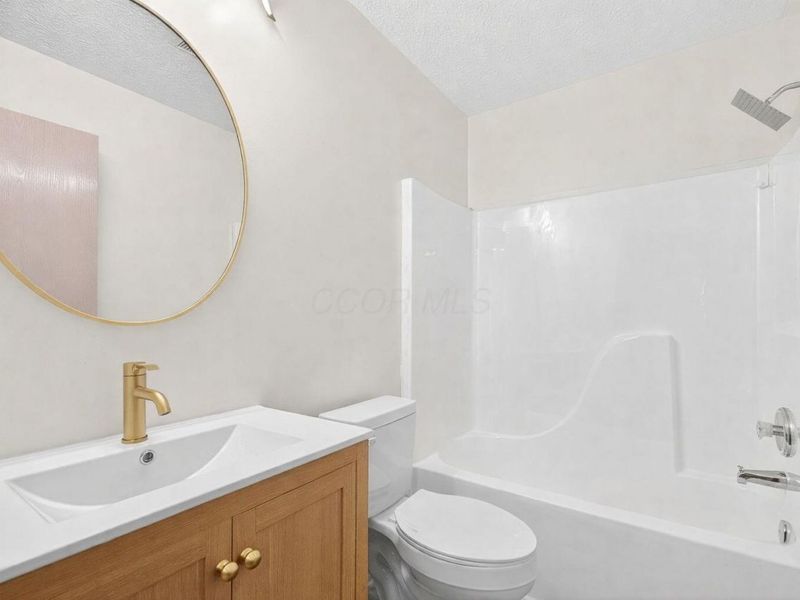 2064 Waymont Road, Columbus, OH 43229 Photo 29