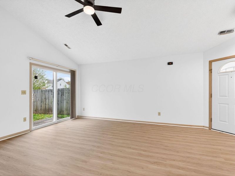 2064 Waymont Road, Columbus, OH 43229 Photo 6