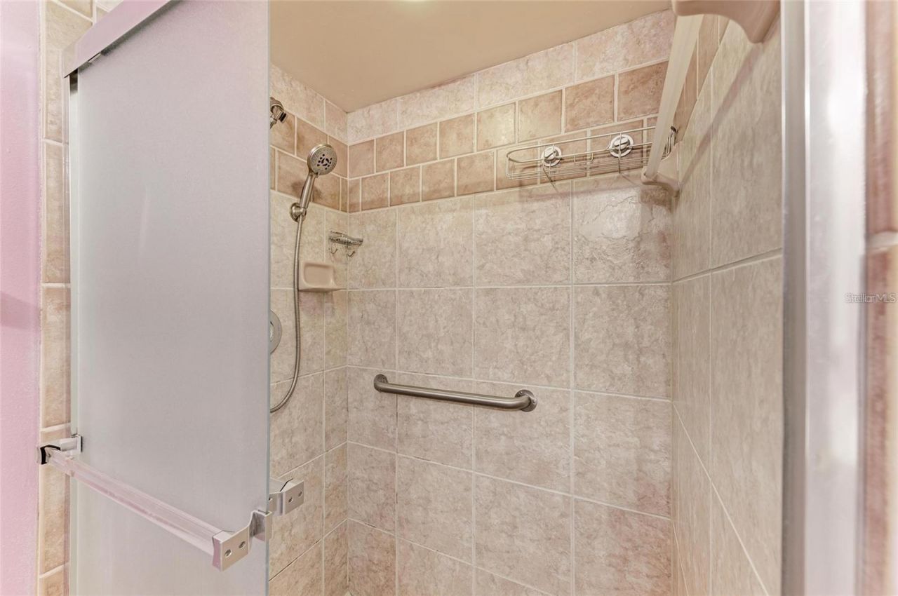 7287 Eleanor Circle, Unit 15, Sarasota, FL 34243 Photo