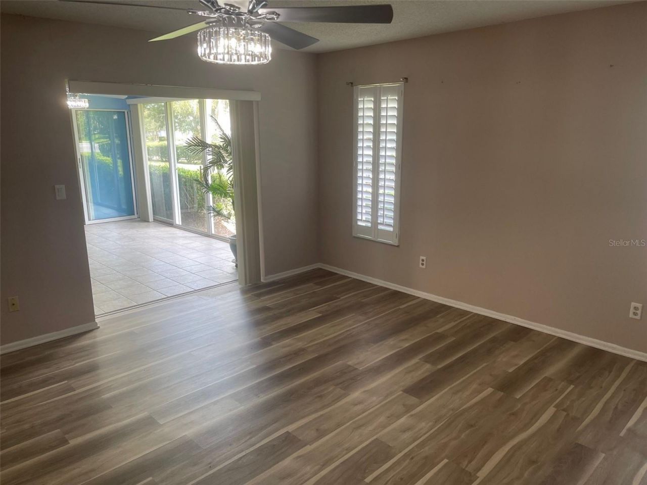7287 Eleanor Circle, Unit 15, Sarasota, FL 34243 Photo
