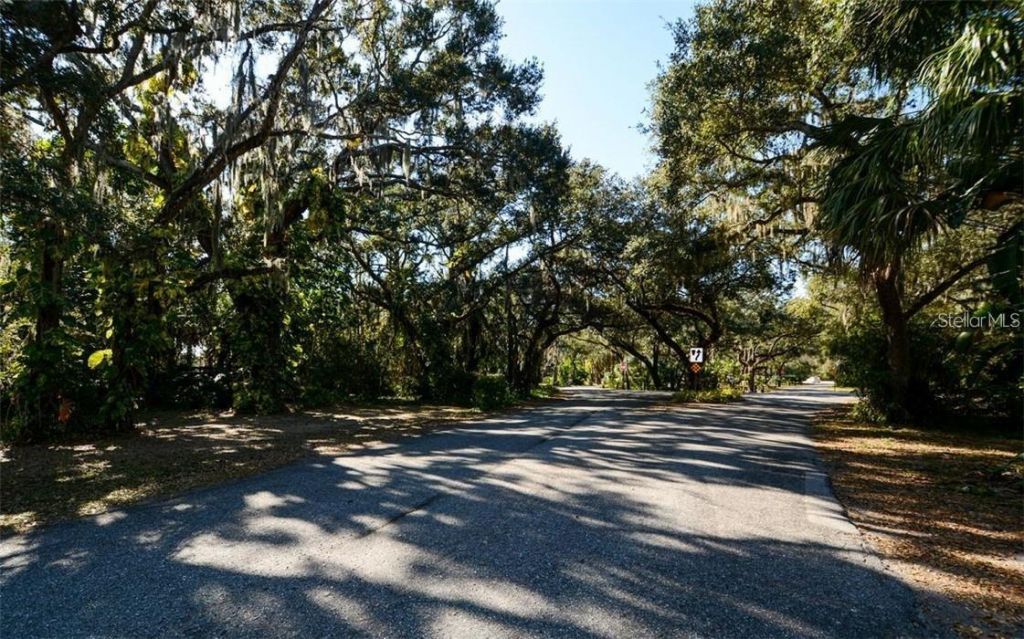 7287 Eleanor Circle, Unit 15, Sarasota, FL 34243 Photo