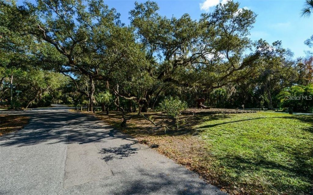 7287 Eleanor Circle, Unit 15, Sarasota, FL 34243 Photo