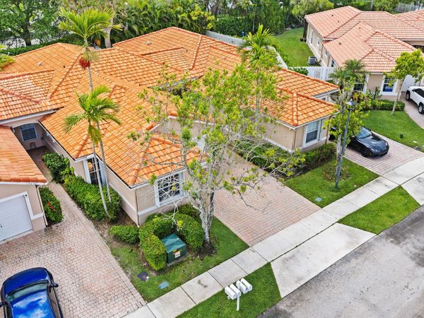 13050 NW 5th Street, Pembroke Pines, FL 33028