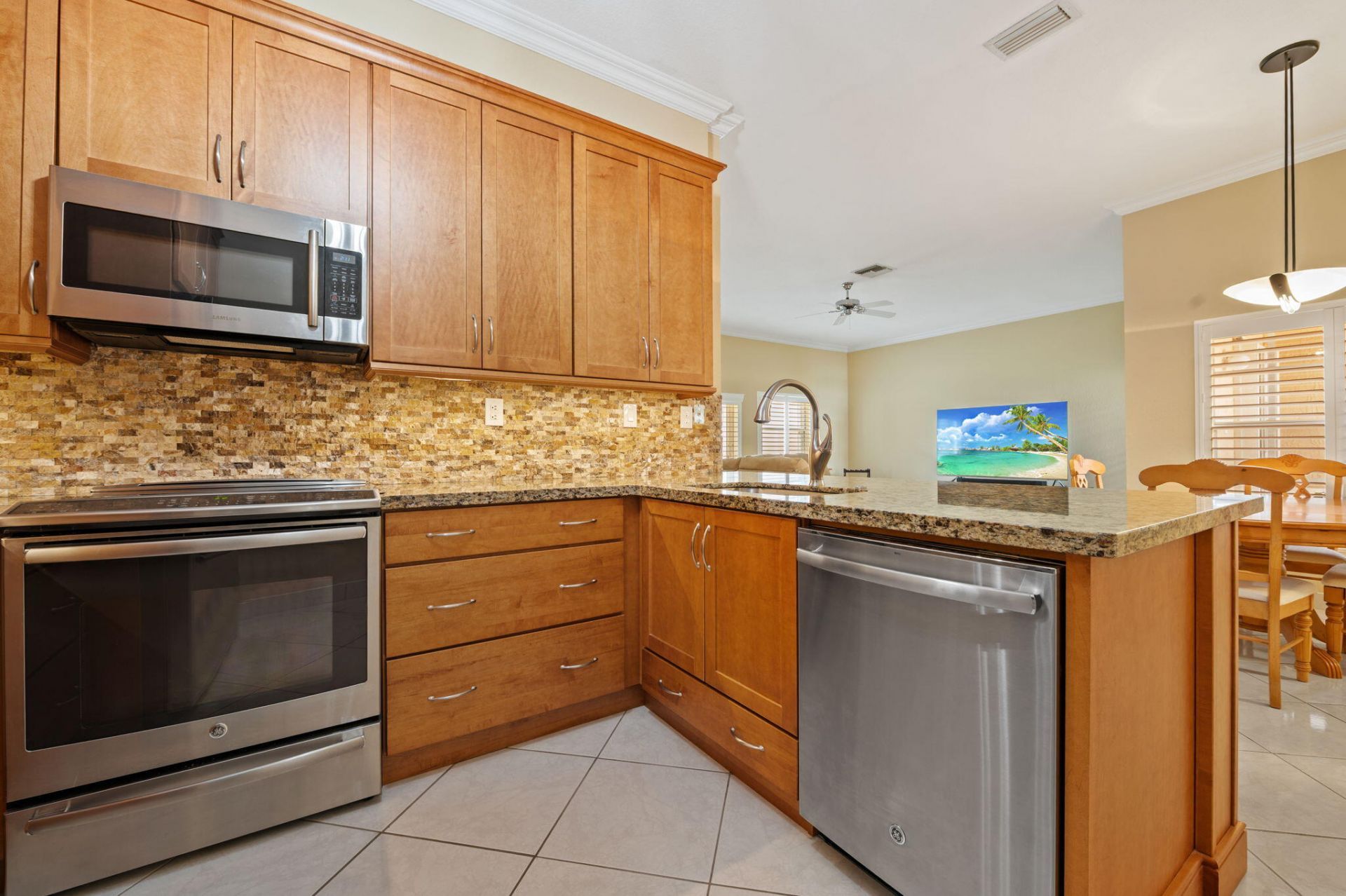 13050 NW 5th Street, Pembroke Pines, FL 33028 Photo