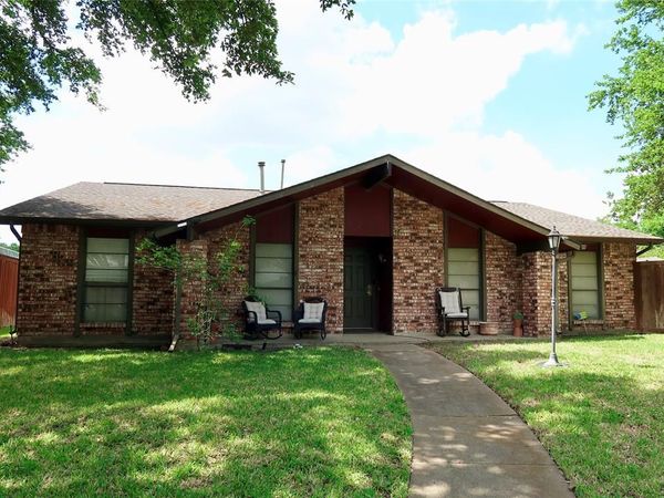 2009 Stefani Court, Carrollton, TX 75007