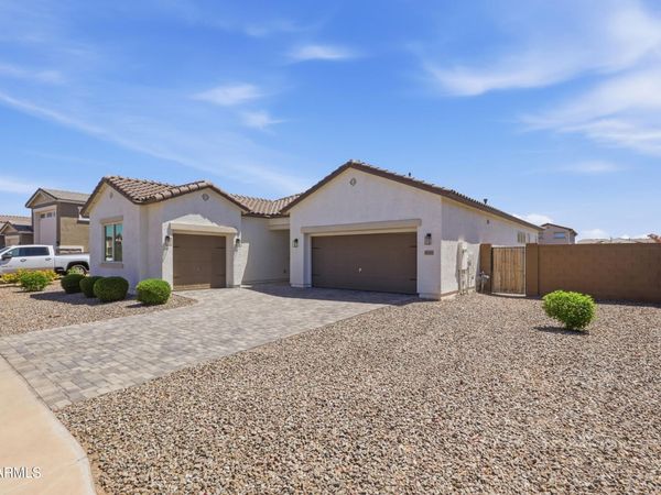 40583 W DESERT FAIRWAYS Drive, Maricopa, AZ 85138