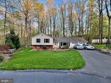 12220 TALL PINES COURT , FAIRFAX, VA 22030