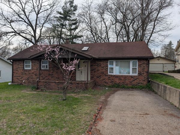 54213 Terrace Lane, South Bend, IN 46635