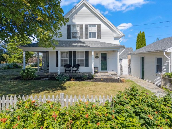 1984 Harpswell Island Road, Harpswell, ME 04003