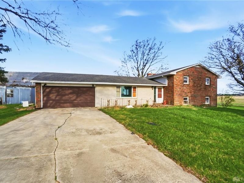 9750 Middle Point Road, Van Wert, OH 45863 Photo 2