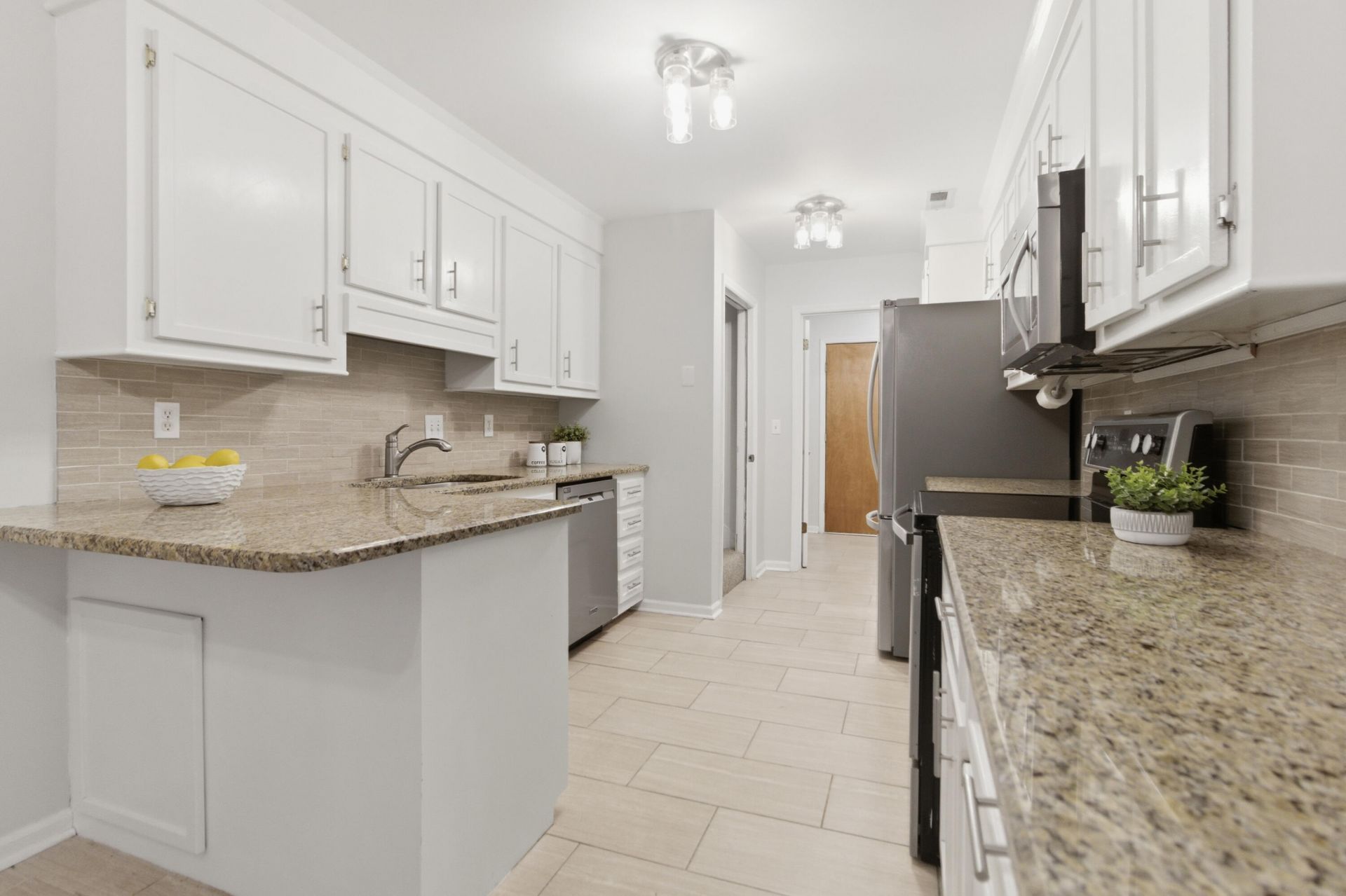 2322 Mckee Court Photo 10