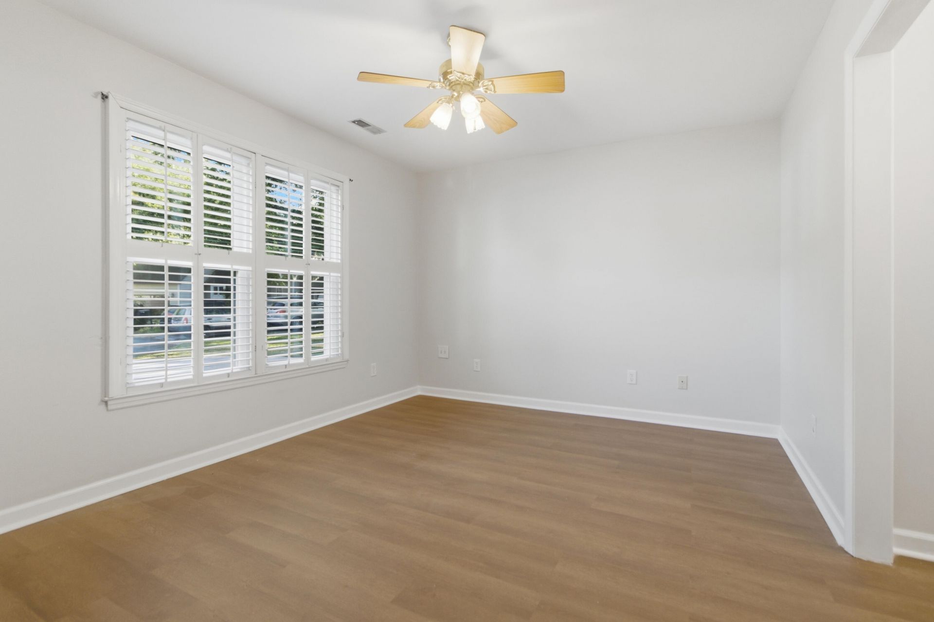 2322 Mckee Court Photo 16