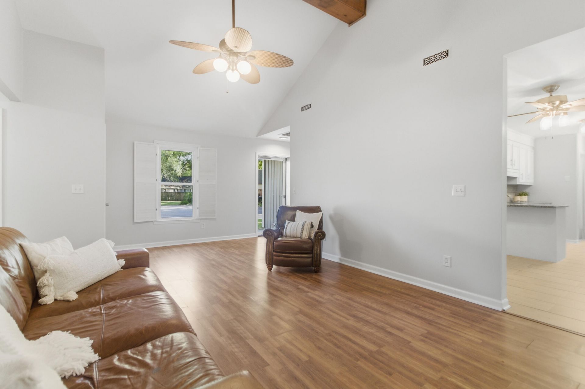 2322 Mckee Court Photo 4