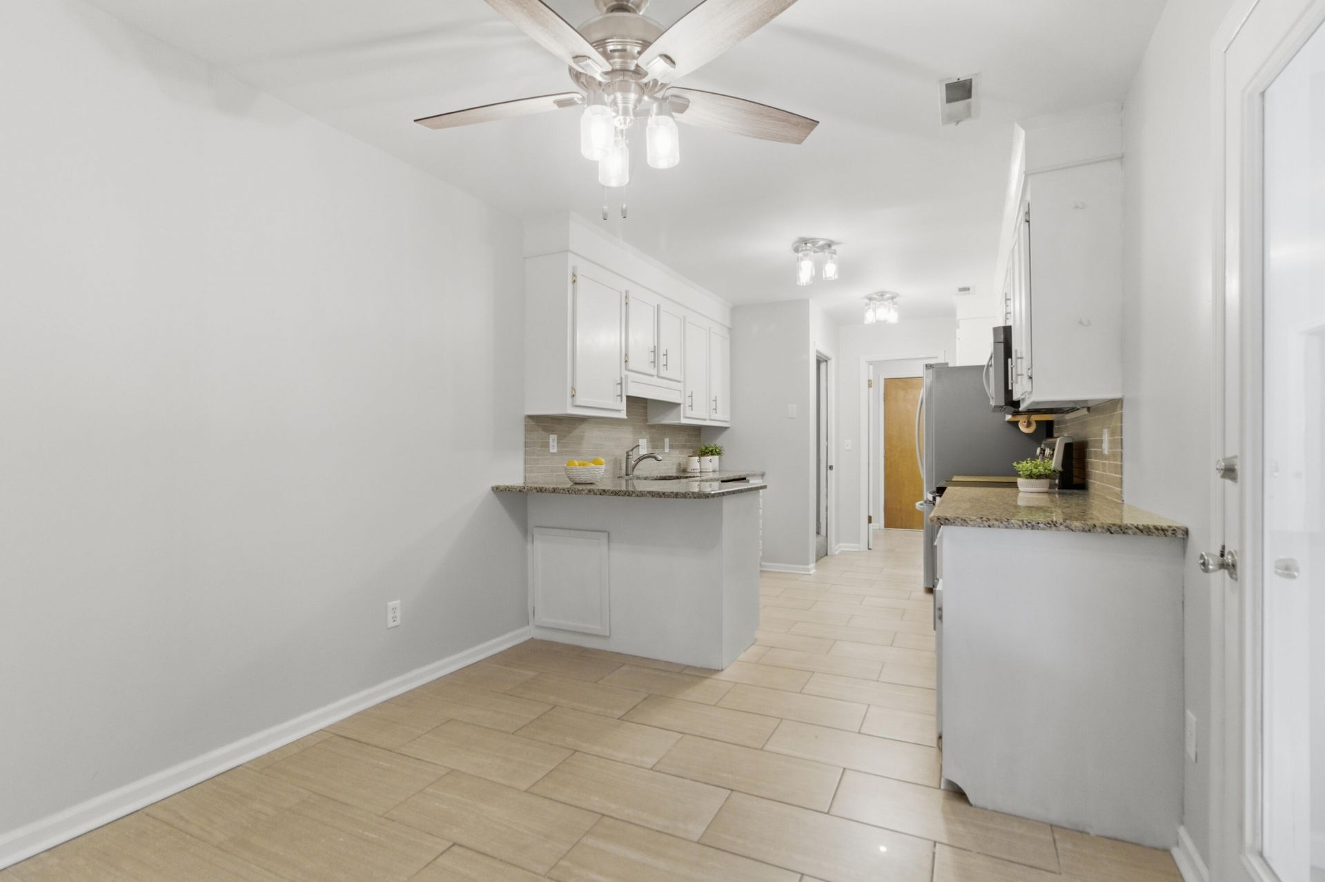 2322 Mckee Court Photo 9