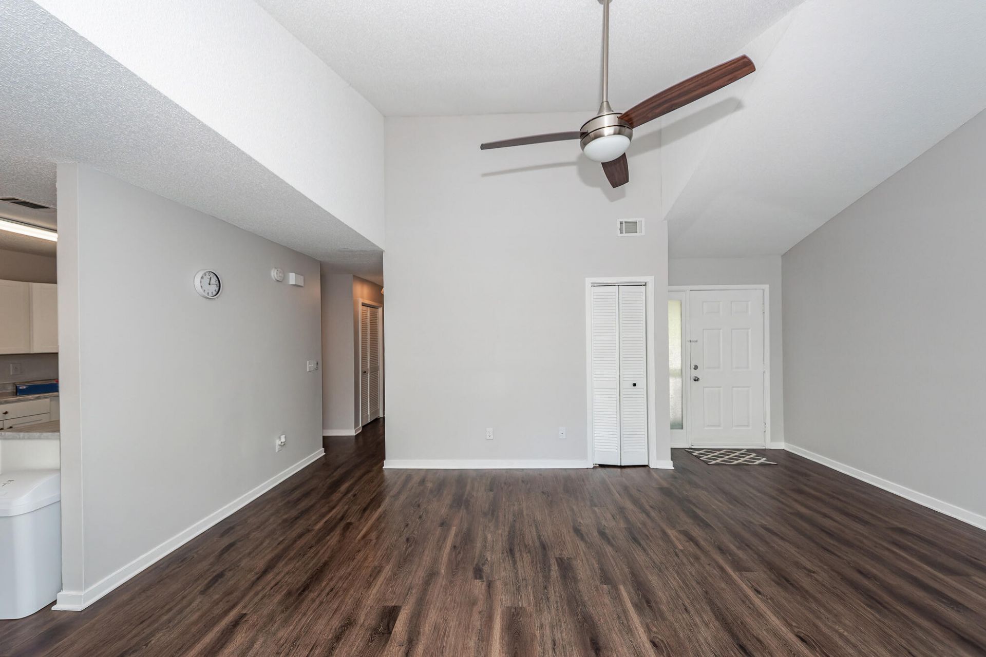 7955 Timbercreek Photo 7