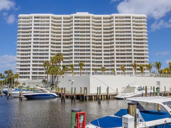 4201 N Ocean Boulevard, Unit 604, Boca Raton, FL 33431