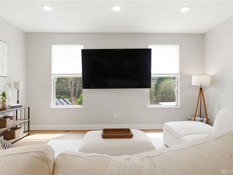 2036 Buglers Sound, Dayton, OH 45458 Photo 12