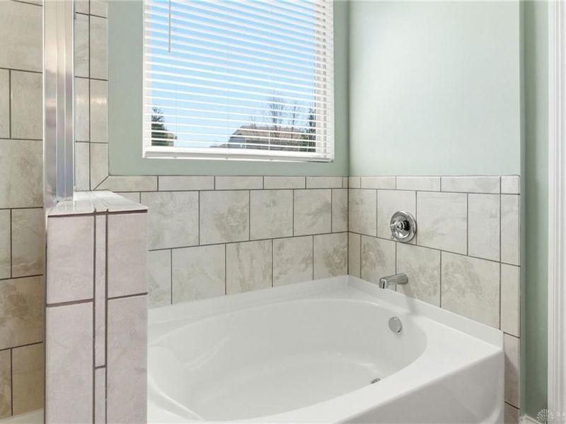 2036 Buglers Sound, Dayton, OH 45458 Photo 24