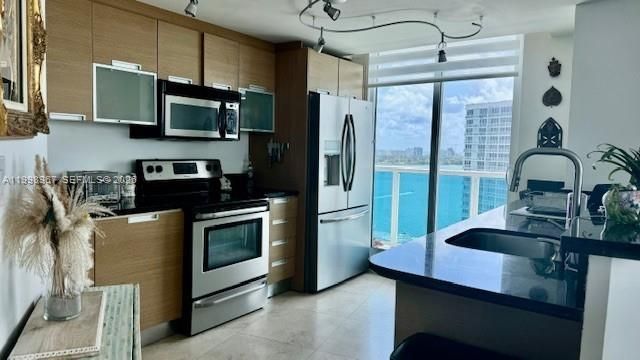 1881 NE 79th St Cswy, Unit 2005, North Bay Village, FL 33141 Photo