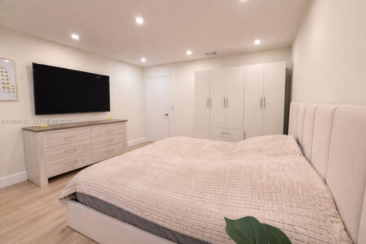 769 Banks Rd, Unit 119, Margate, FL 33063 Photo