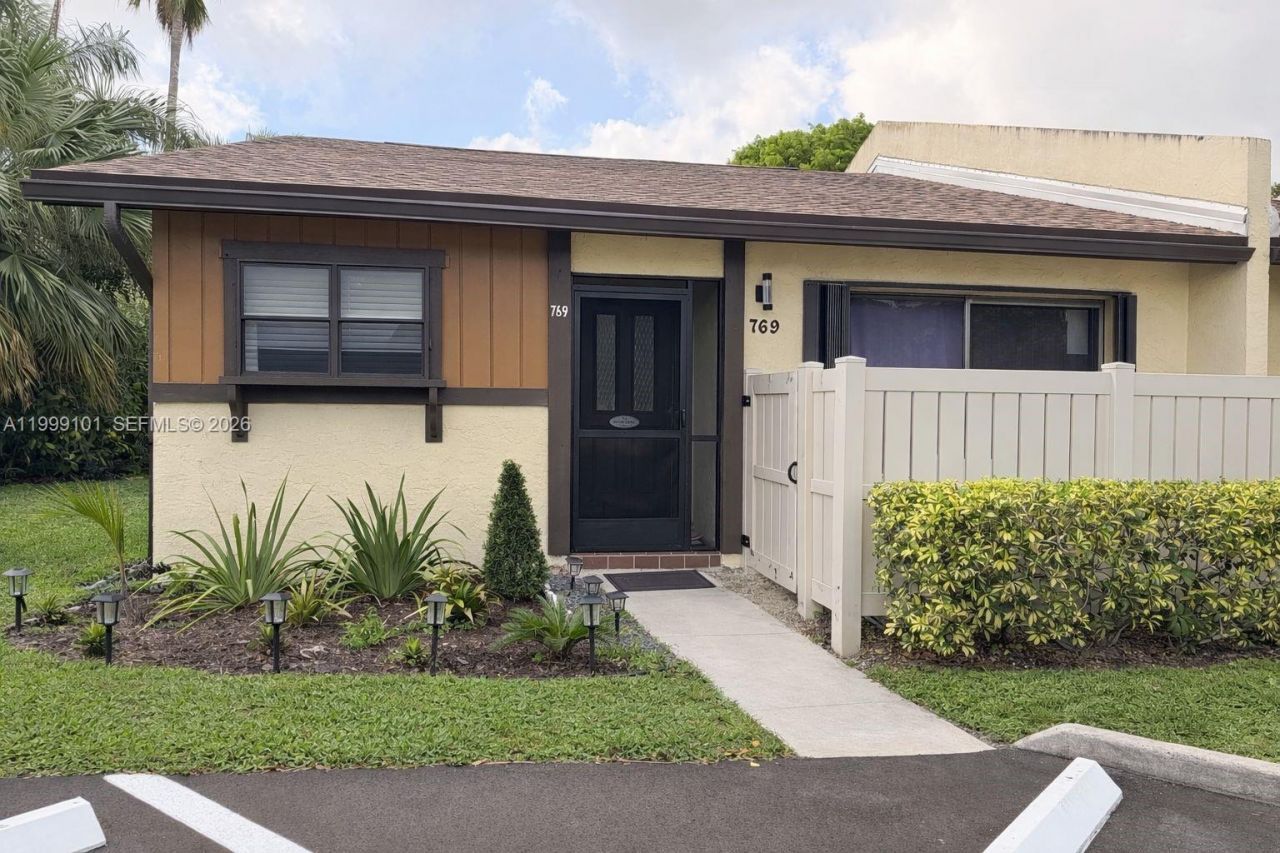 769 Banks Rd, Unit 119, Margate, FL 33063 Photo