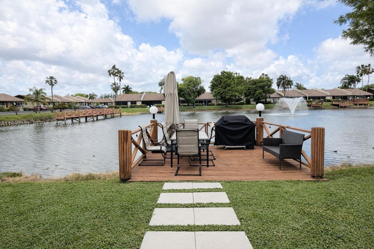 769 Banks Rd, Unit 119, Margate, FL 33063 Photo