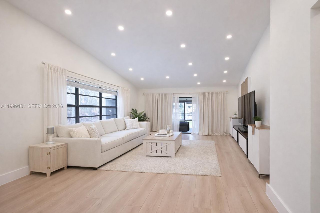 769 Banks Rd, Unit 119, Margate, FL 33063 Photo