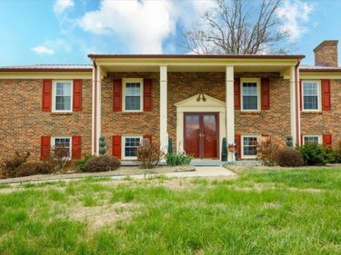 205 Robin Drive, Lynchburg, VA 24502