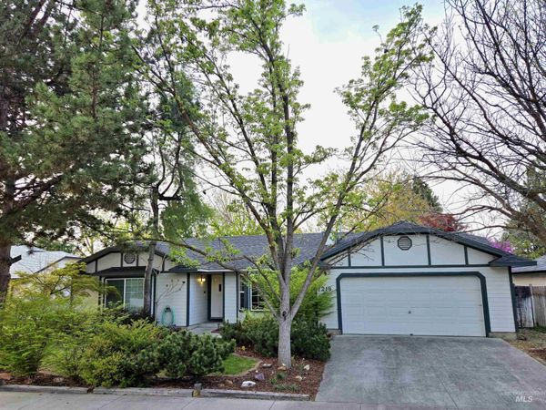 7218 W Saxton, Boise, ID 83714