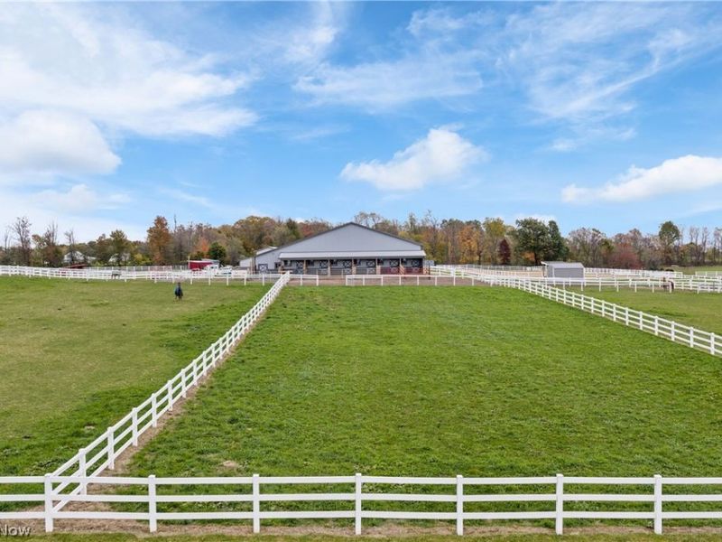 10366 Immel Road NE, Canton, OH 44721 Photo 6