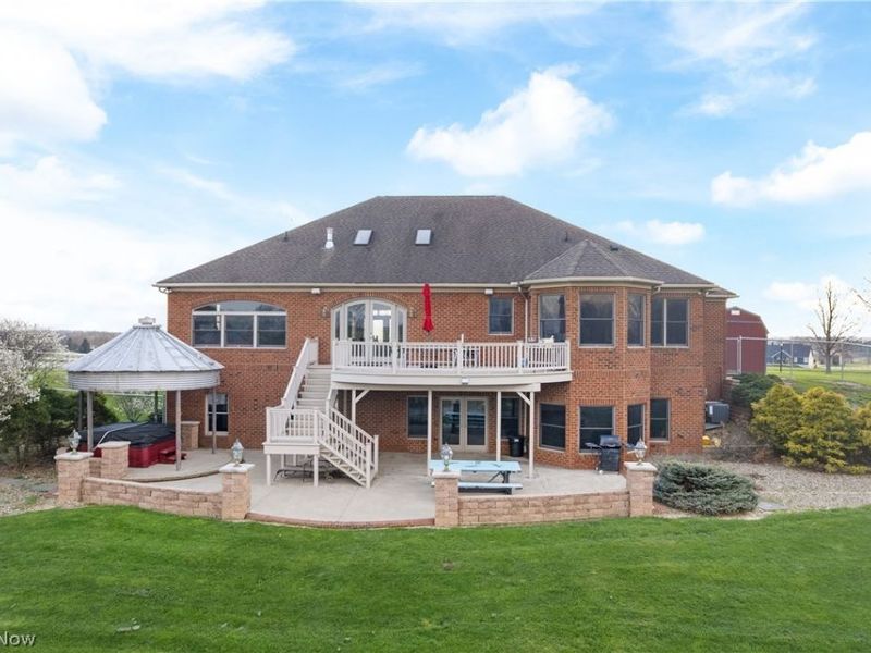 10366 Immel Street NE, Canton, OH 44721 Photo 4