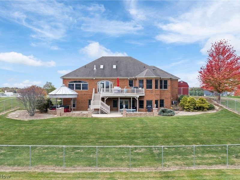 10366 Immel Street NE, Canton, OH 44721 Photo 5