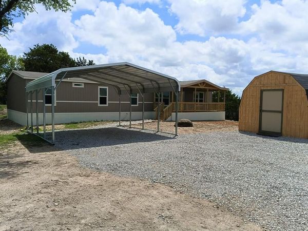 660 WOODHAVEN Drive, Springtown, TX 76082